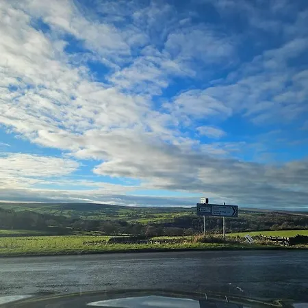 펜션 Homely 4 Bed Characterful 페이틀리브리지