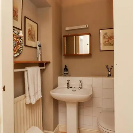 Homely 4 Bed Characterful Pateley Bridge