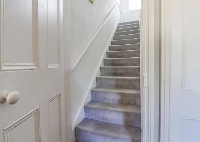 Homely 4 Bed Characterful Pateley Bridge